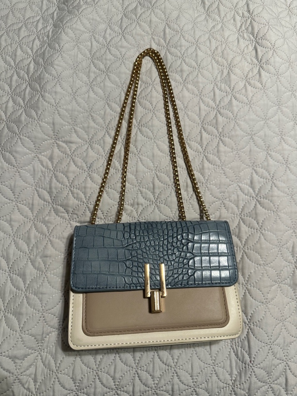 Tricolor Leather Chain Shoulder Bag - Blue, Taupe & Cream